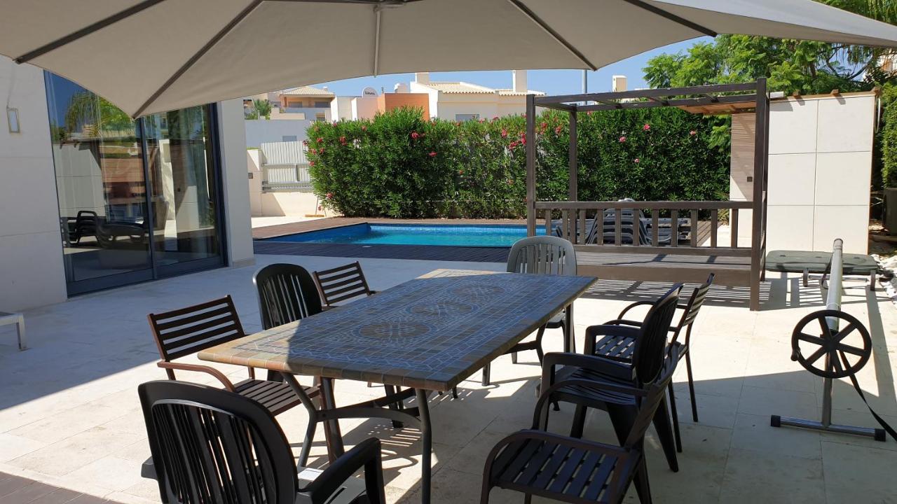 Luxury City Villa Olivia 10 - 15 Min To The Beach Oura, Private Swimming Pool Albufeira Dış mekan fotoğraf